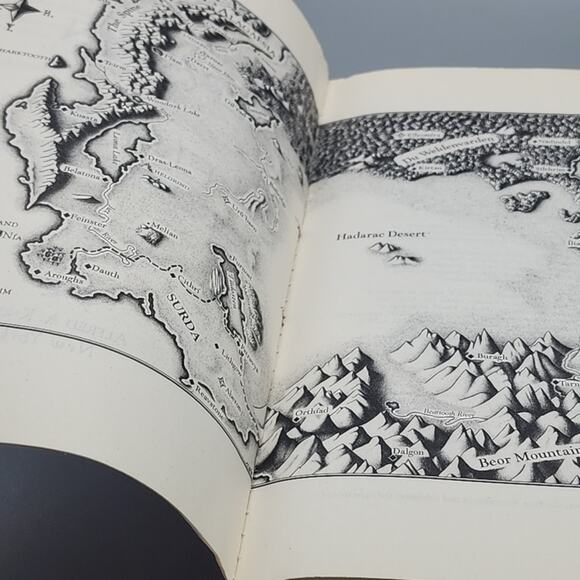 Eragon Eldest Inheritance Cycle Books 1 & 2 Christopher Paolini 1st Omnibus Ed. - Picture 7 of 16